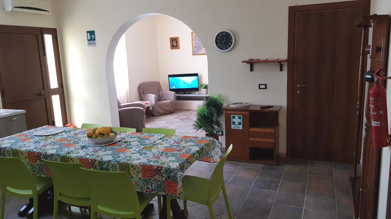 Casa Vacanze Villa Tropia Camastra المظهر الخارجي الصورة